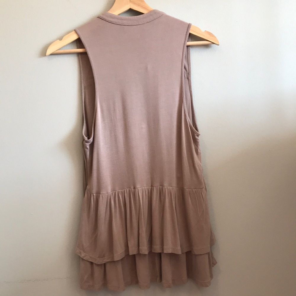 Anthropolgie Clu + Willouloby cascade ruffle top - Picture 4 of 5